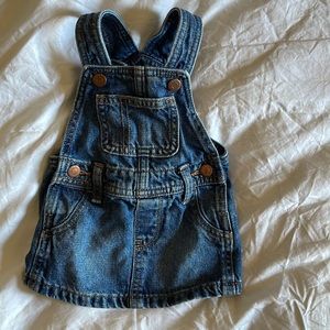 OLD NAVY baby girl 3-6 months jean overall dress ✨